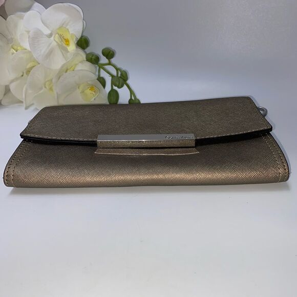 Calvin Klein Saffiano Leather Shoulder Purse Gold Small - Picture 9 of 14
